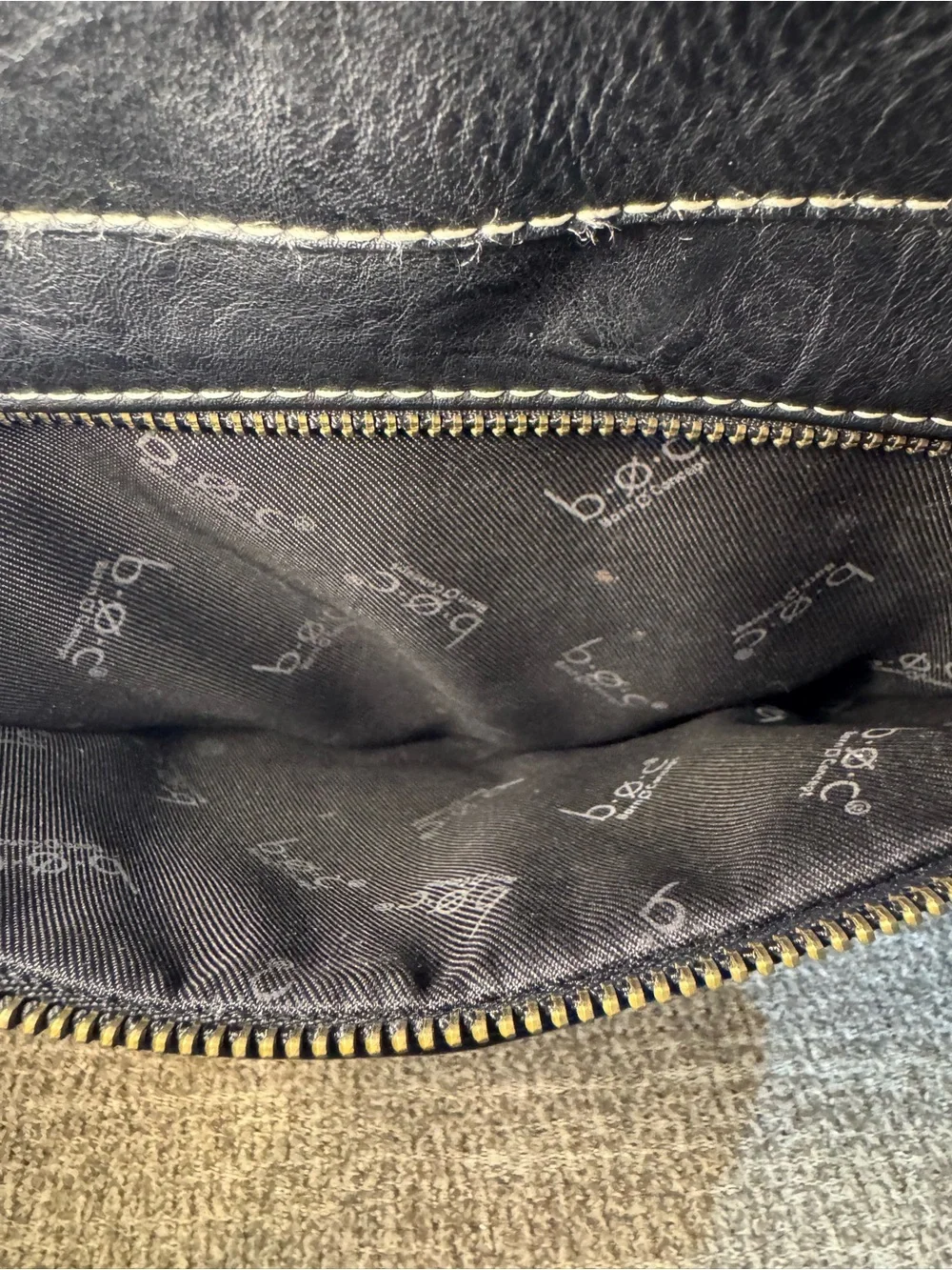 b.ø.c. Amherst Crossbody Black Bucket Bag Handbag Purse